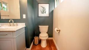 Deluxe Yurt Rental Ideal for Glamping near Austin