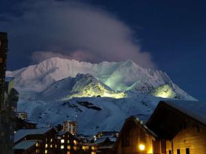 Appartement Moderne à Val Thorens - 4 pers, 1 Chambre + Cabine, Balcon Sud, Ski aux Pieds - FR-1-637-74