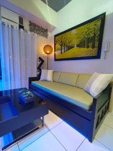 Minimalist Escape in Classy One Bedroom