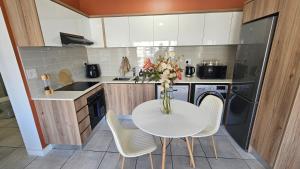 Luxury Apartment in Somerset West