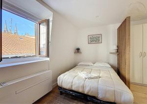 Studio coeur centre ville N4