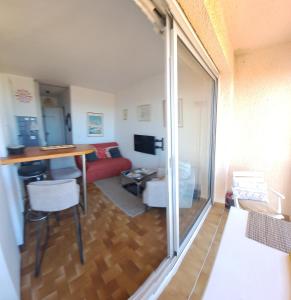 Tout proche village de Noël Barcarès accès plage direct studio vue mer exceptionnelle