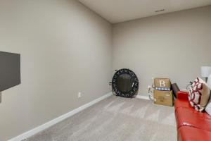 7 Mi to Boyce Park Family Townhome in Verona!