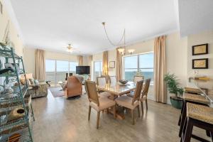 Crystal Shores West 1008 by Youngs Suncoast