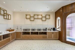 Monday Premium Madhapur