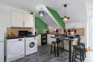 Llangefni Town Centre 3 Bed Apt & Free Parking