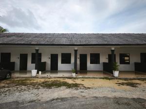 OYO 91244 Aufa Chalet