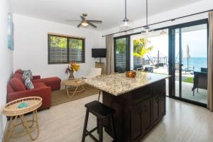 Seahorse Escape-apartment #1 condo