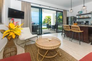 Seahorse Escape-apartment #1 condo