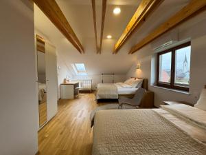 ANMARI Apartment & Rooms