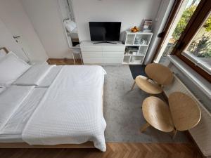 ANMARI Apartment & Rooms