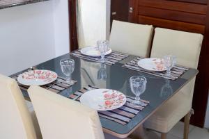 Casasveraneio casa top com 3 suítes com ar condicionado a 100 m da Praia - Barra de São Miguel, 7 minutos do gunga e 3 da praia bonita e conchas ! Área gourmet com piscina privativa e churrasqueira! condomínio com muito verde e piscina de 10m!