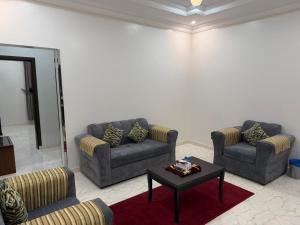 شقق الاوفاز للشقق المخدومة--إقتصادي