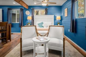16 Creekside Retreat