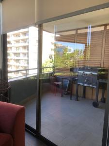 Providencia, sobre la estacion de metro los leones,hermoso departamento