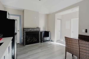 3-Bedroom Cottage #7 - Austrian Pine