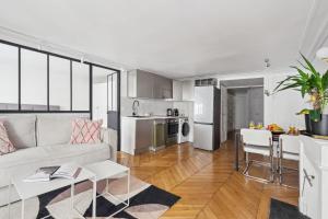 BnBNova - Jardin des Tuileries & Louvre