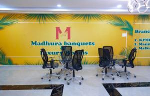 Madhura Luxury Hotel & Banquets