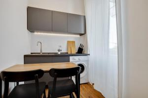 Cozy Penthouse with stunning view & balcony