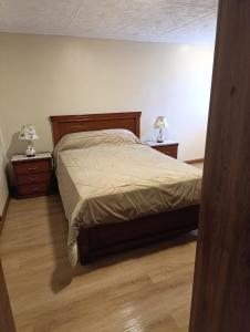 Casa familiar de 2 dormitorios con parqueadero en Cuenca