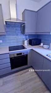 Dress to impress home