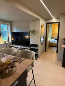 Central Luxe Apartment