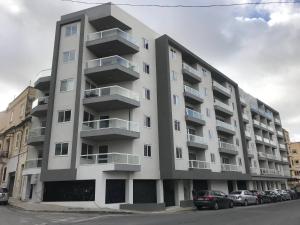 Bright and Modern Apt with an Industrial Touch
