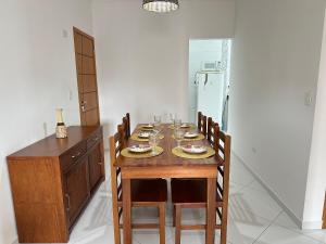 Sacada Gourmet + Vaga A 2 min da Praia