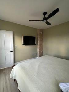 Family-Friendly Retreat near Manistee Riverwalk