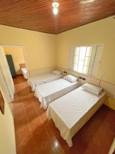 Casa para Famílias e Grupos até 15 pessoas e 1,5 km da Basílica