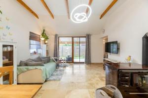 Holiday Home Leibnitz # Zentral & Ruhig für Paare, Familien & Gruppen