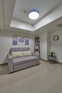 Modern Loft-Style Condo - Perfect for Families or Couples