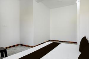 SPOT ON by OYO Hotel Gold Inn