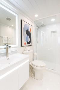 Miami Vibes in Myrtle Beach Seawatch Resort 1703NT