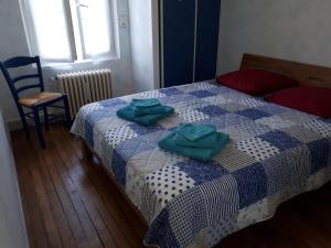Logement indépendant dans cité médiévale