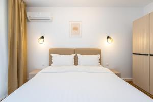 Central ONE Serenity Loft plus Parking