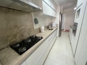 Cód 62- Apartamento de 3 suítes no Boulevard