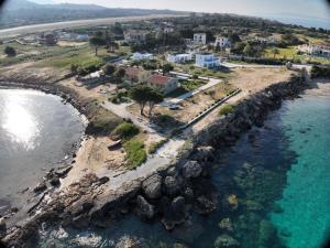 BEACH WHTE VILLAs one bedroom