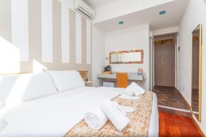 Easybnb - Dea Roma