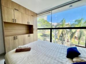 Studio con Piscina, CoWork, Terraza en Equipetrol