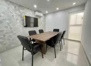 Studio con Piscina, CoWork, Terraza en Equipetrol