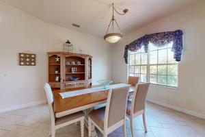 Salty Daze- The Vista