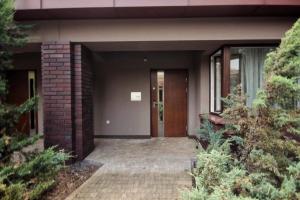 Spokojny apartament 70m2 pod Warszawą