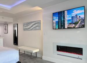 Miami Vibes in Myrtle Beach Seawatch Resort 1703NT