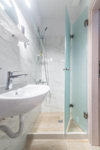 Deluxe City Centre Studio