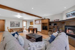 Westridge Chalet by Ski Country Resorts