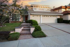 Hilltop Escape in Carmel Valley