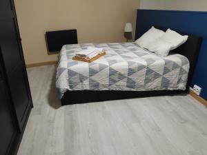 Duplex Brest Pilier Rouge