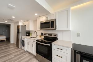 Oceanfront - Heated Pools- Fire pit