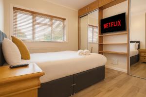 Stylish 4-Bedroom Home with Modern Comforts